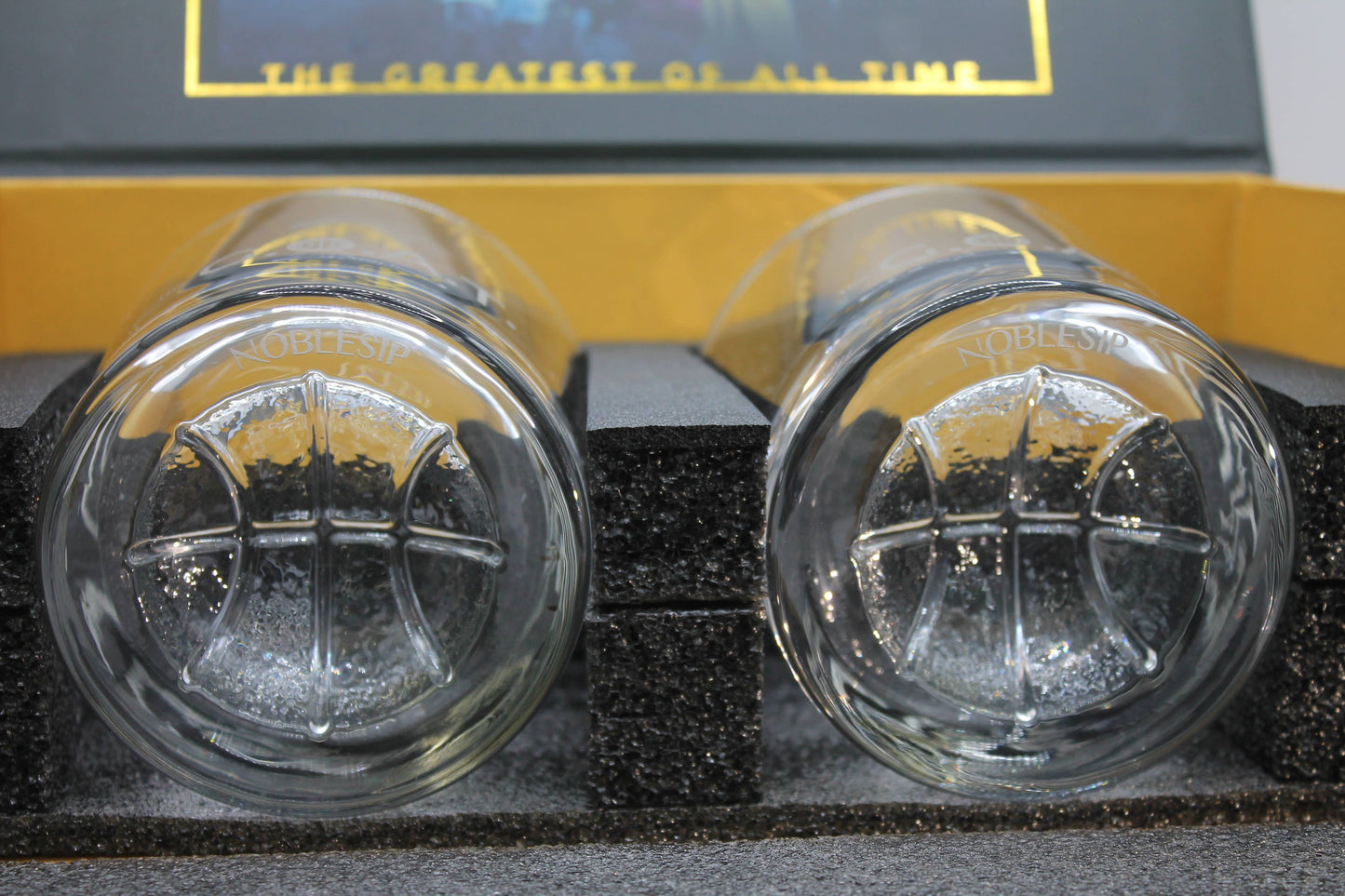 NOBLESIP - Whiskey Glasses PREMIUM Gift Set - for Basketball Lovers